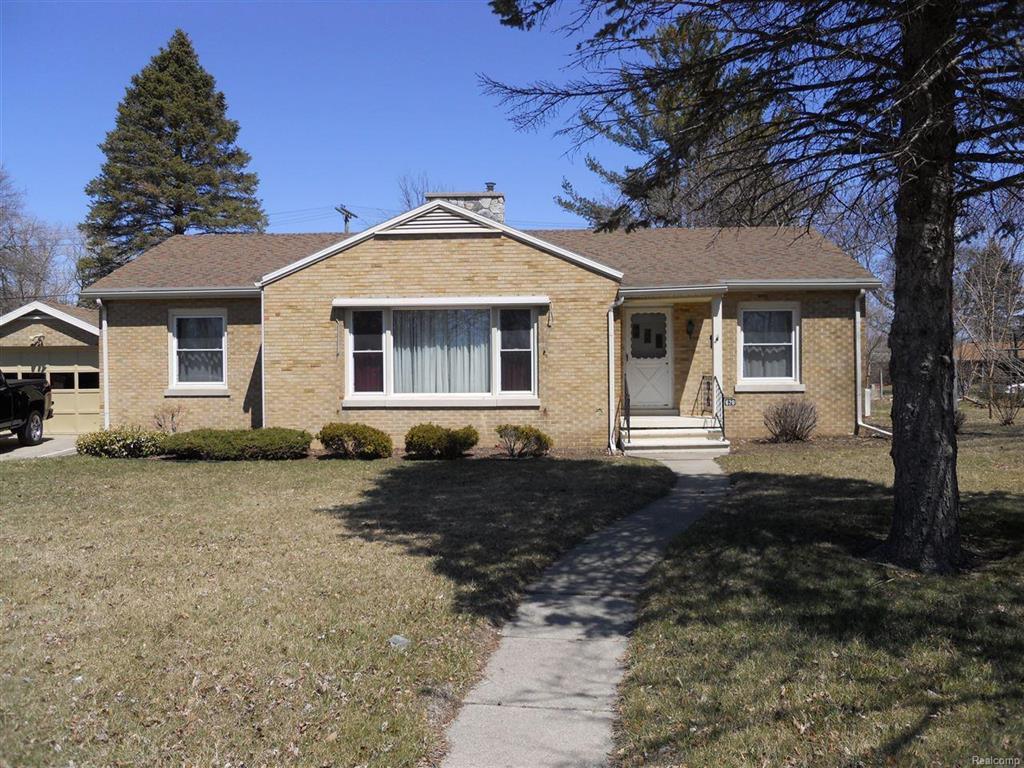 620 Huron - Photo 1