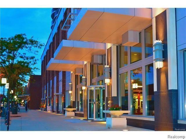411 Old Woodward Avenue - Photo 1