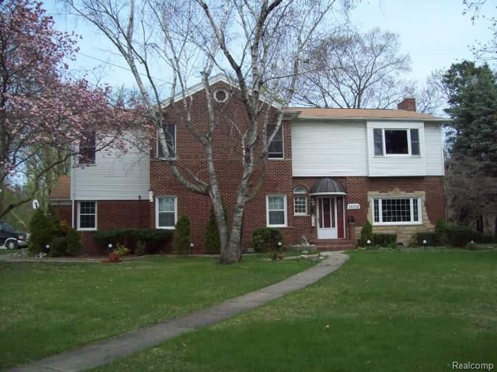 32338 Woodbrook Drive - Photo 1
