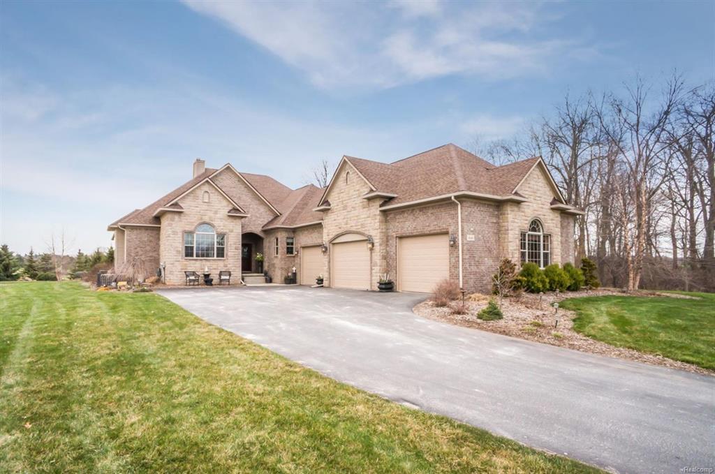 4640 Meridian Court - Photo 1