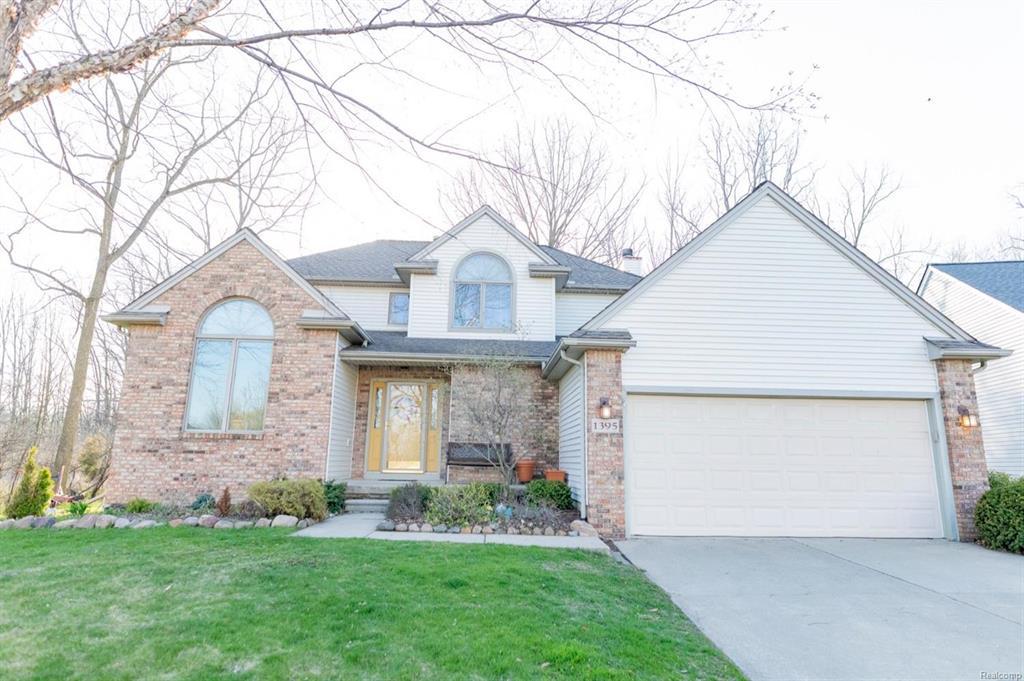 1395 Wildwood Trail - Photo 1