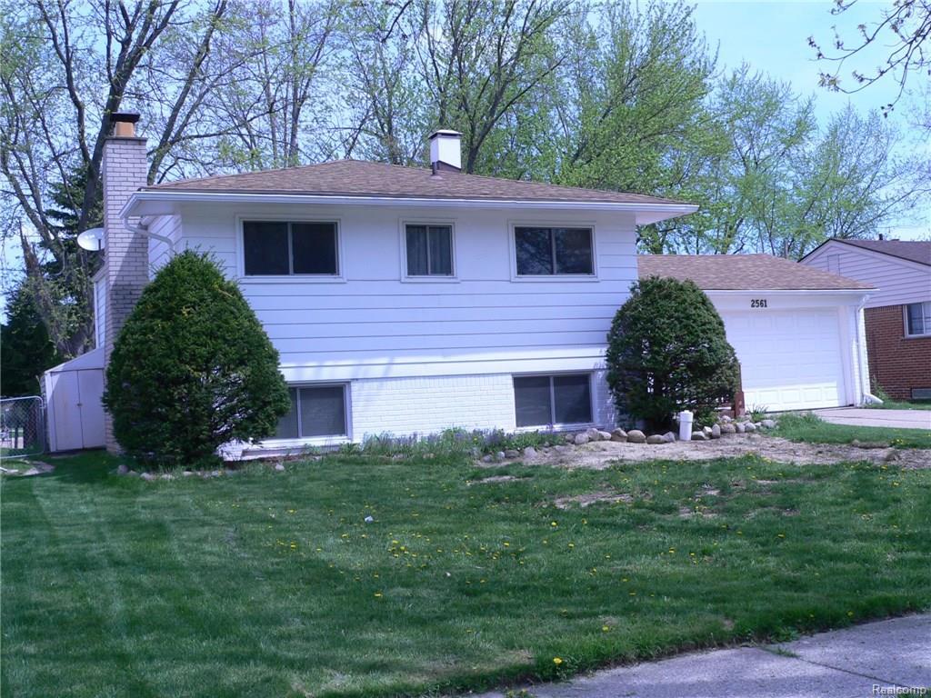 2561 Binghamton Drive - Photo 1