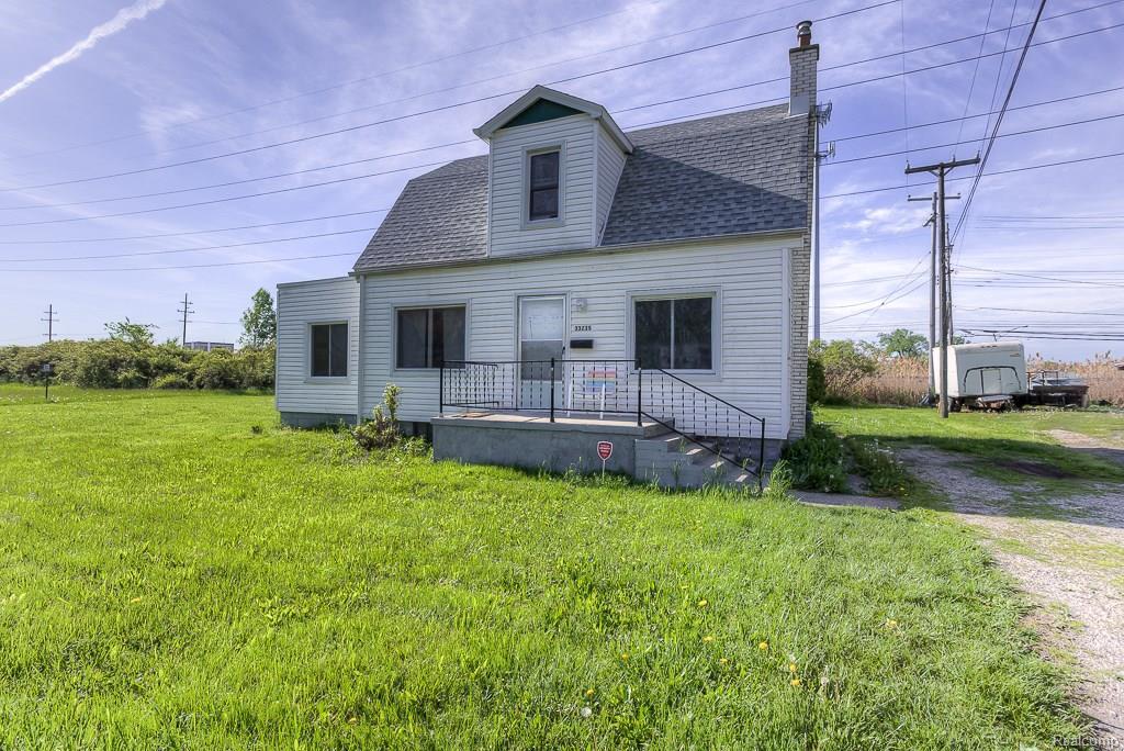 33235 Morris Street - Photo 1