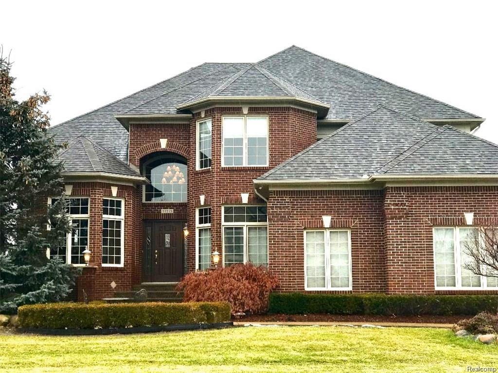 57215 Scenic Hollow Drive - Photo 1