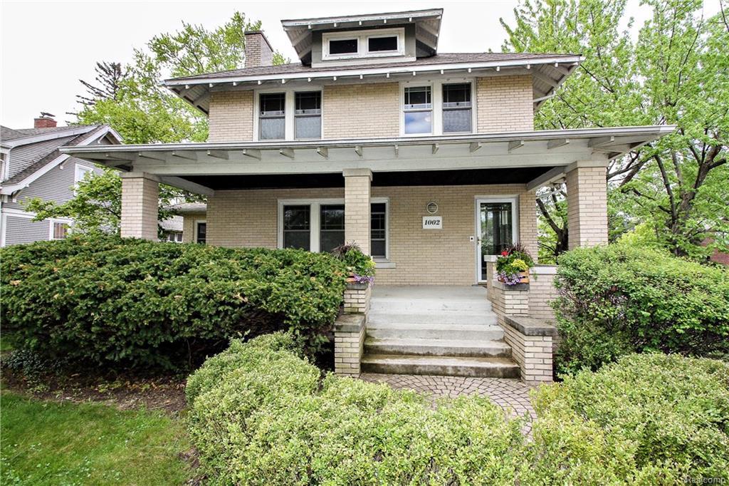 1002 Lafayette Avenue - Photo 1