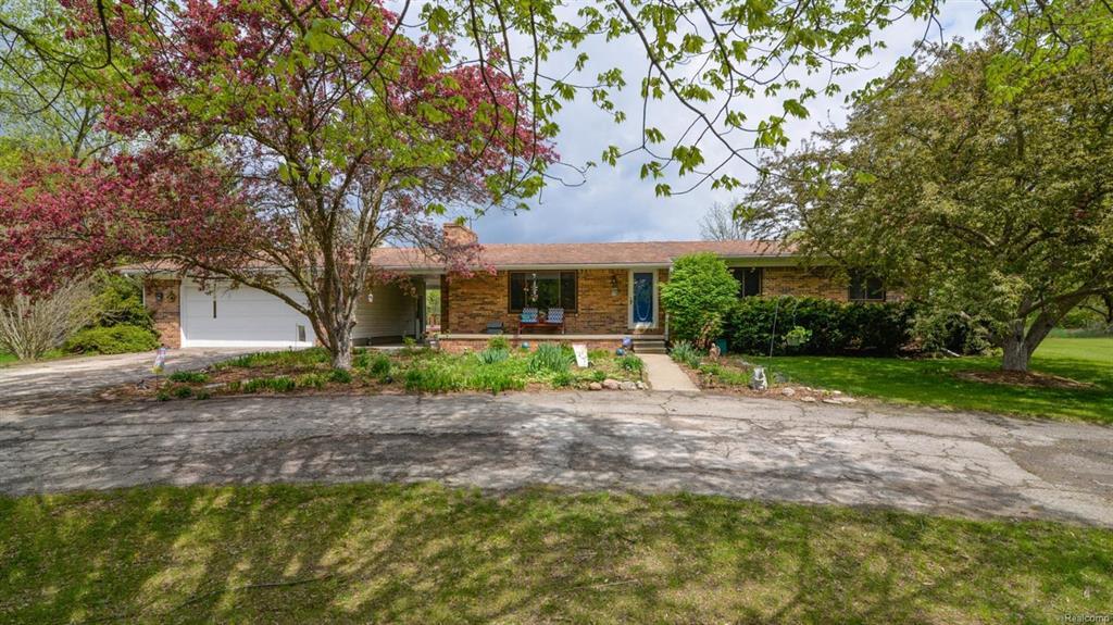 1060 Jewell Road - Photo 1