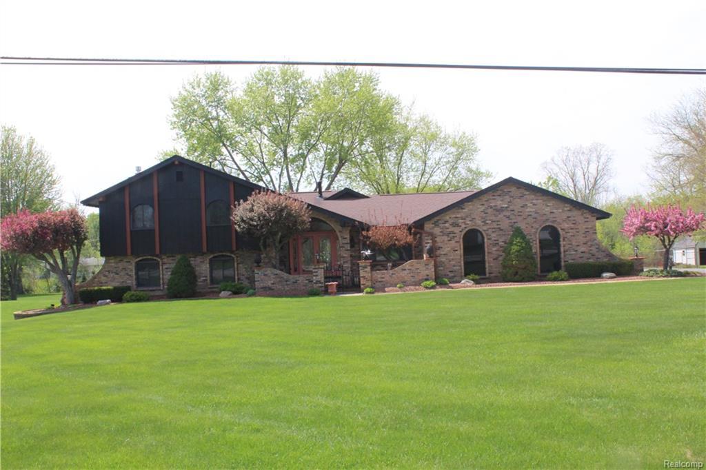 1449 Dye Road - Photo 1