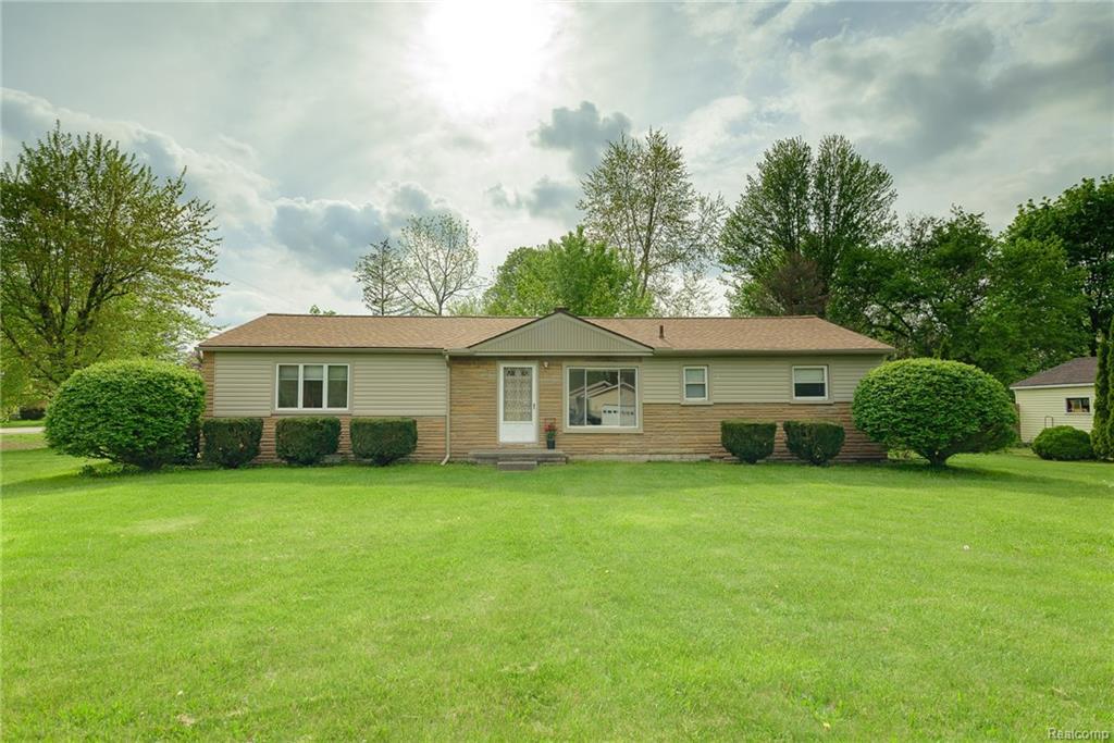 17380 Bak Road - Photo 1