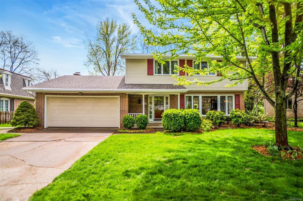 2153 Delaware Drive - Photo 1