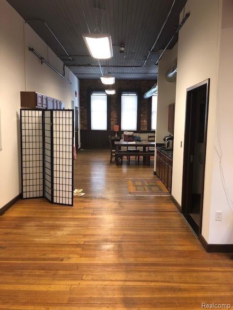 205 Washington, Suite C - Photo 1