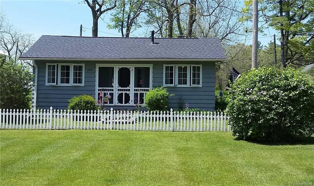 222 S. Lake Street - Photo 1