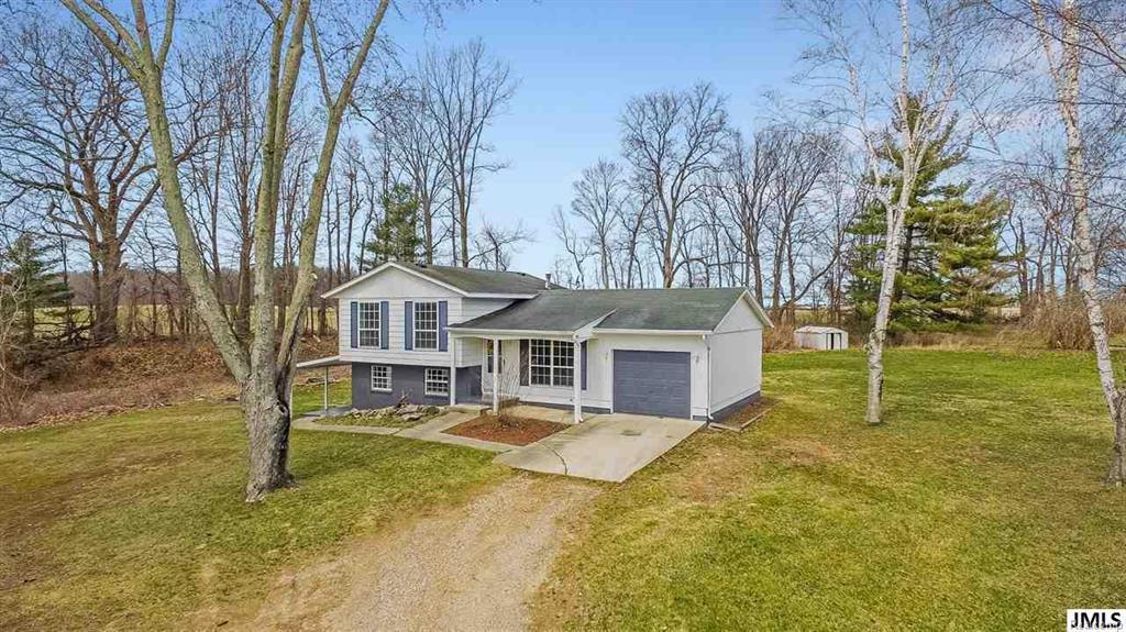 576 Maitland Dr - Photo 1