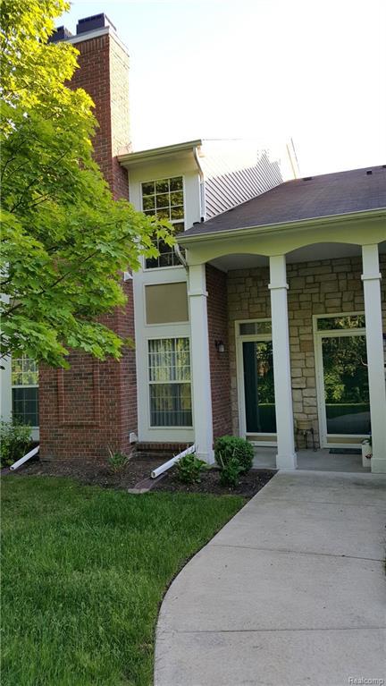 4727 Berkshire Drive - Photo 1