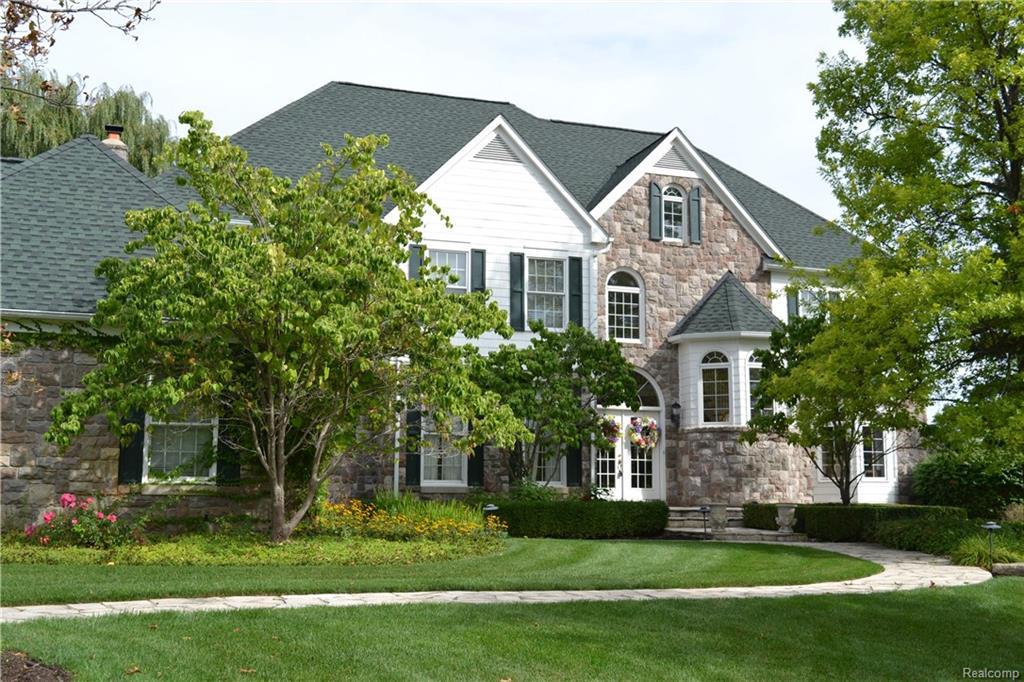 1898 Vinsetta Court - Photo 1