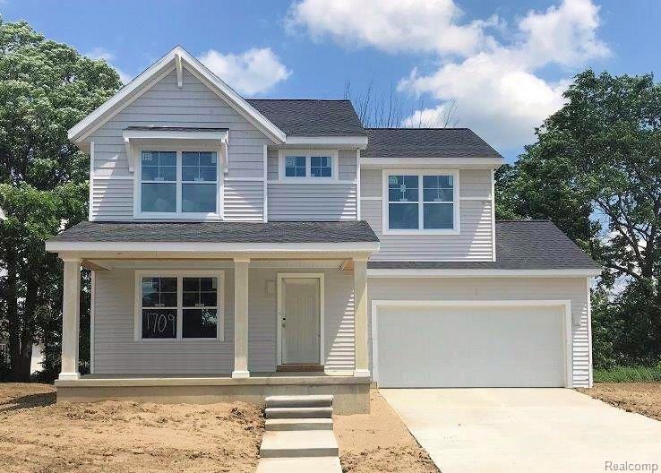 1709 Bainsbridge - Photo 1