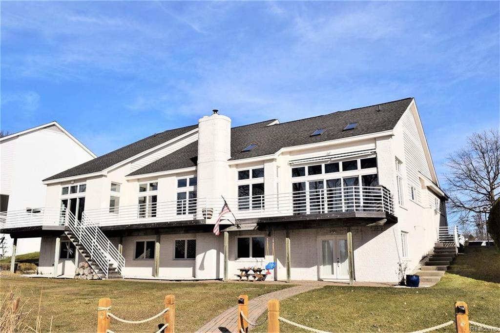 1339 Forest Bay Drive - Photo 1