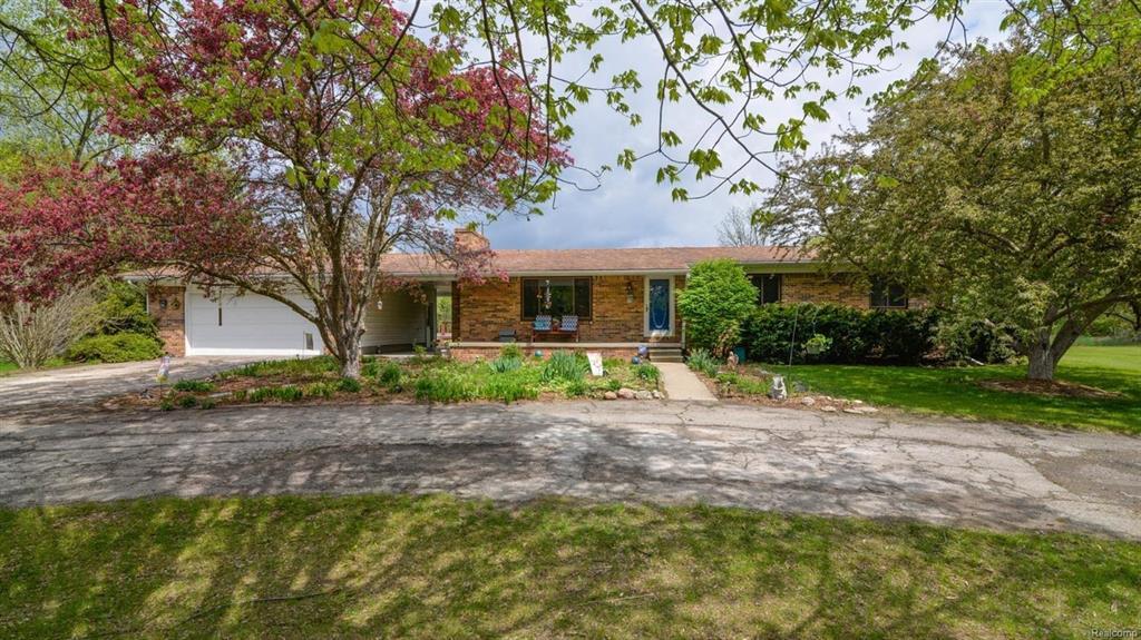 1060 Jewell Road - Photo 1