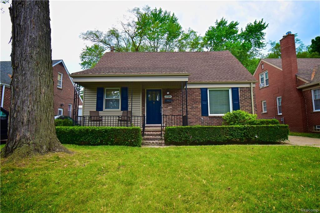 2709 Wilson Avenue - Photo 1