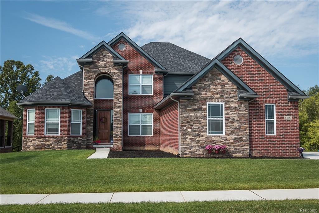 1783 White Pine Way - Photo 1