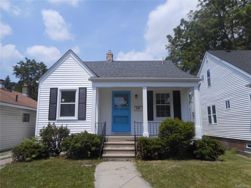 224 Bennett Avenue - Photo 1