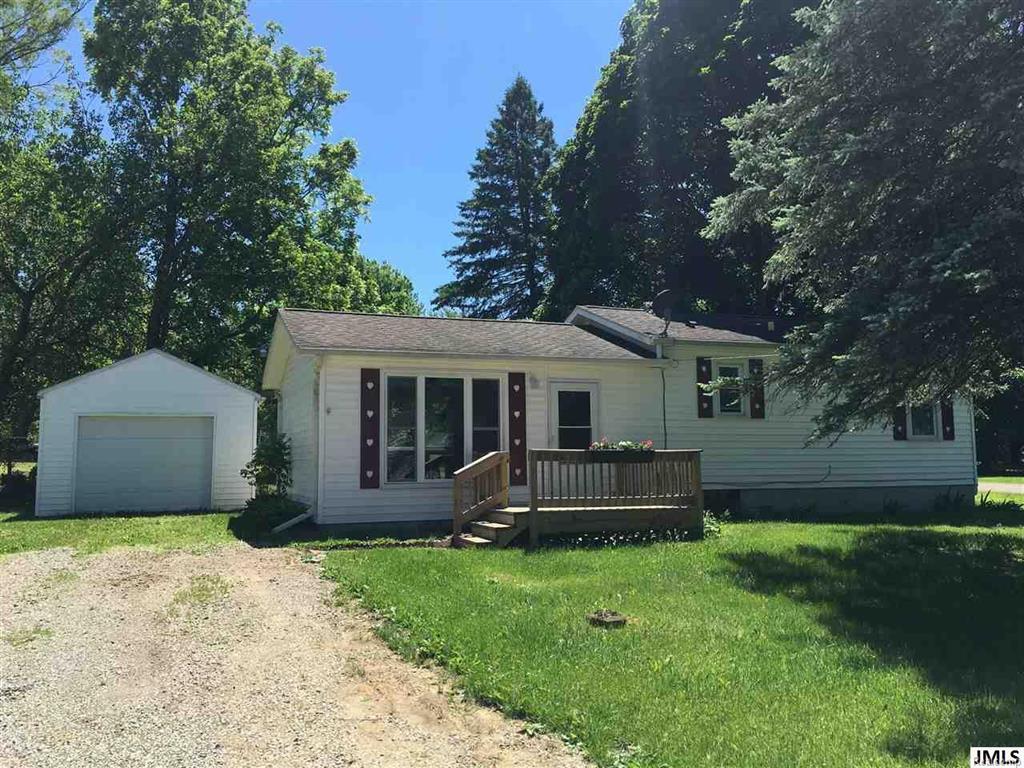 901 Helena - Photo 1