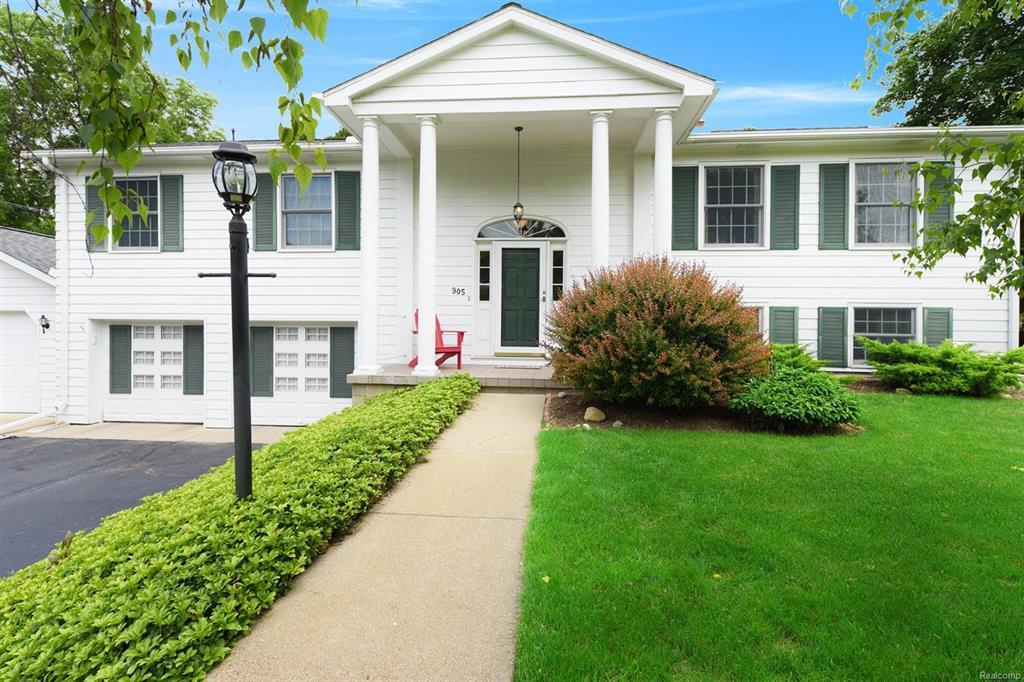 905 Bittersweet Street - Photo 1