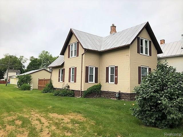 606 3RD Street - Photo 1