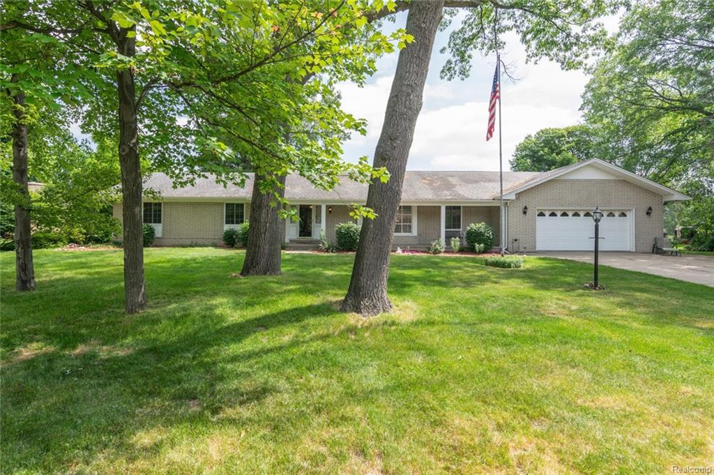 53626 Kristin Court - Photo 1