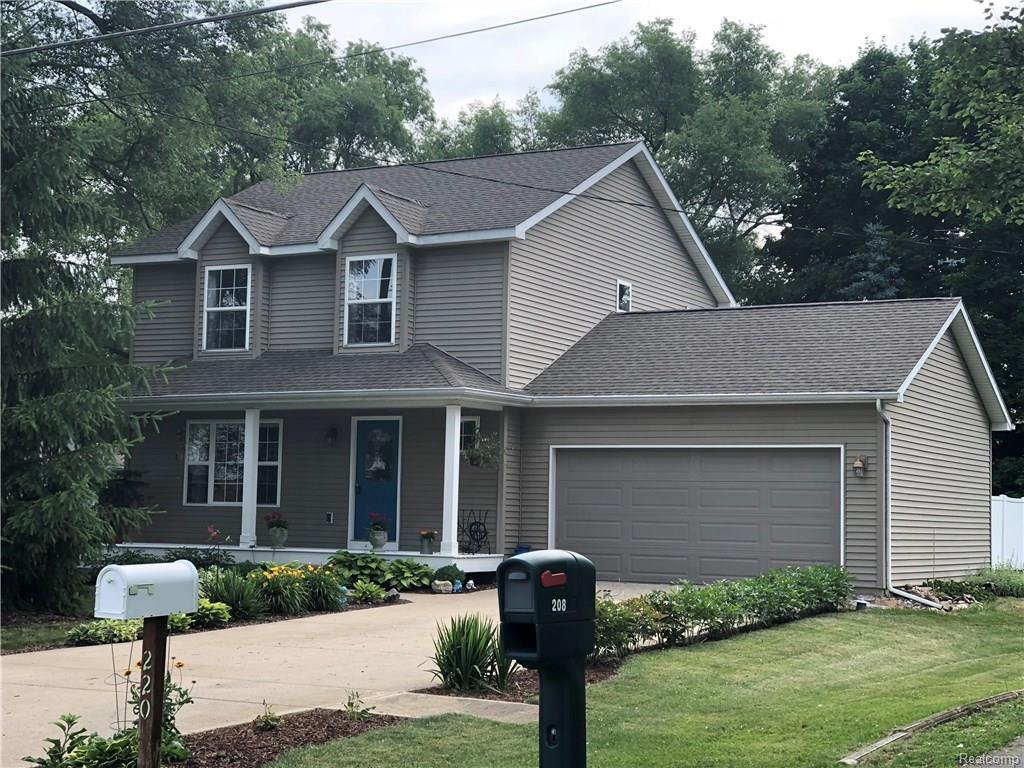 220 Dexter Street - Photo 1
