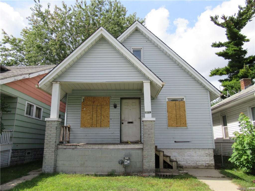 15823 Fairfield Street - Photo 1