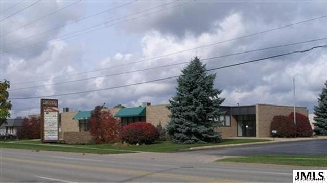 950 Monroe - Photo 1