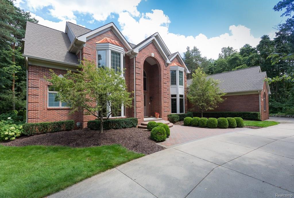 156 Redwood Lane - Photo 1