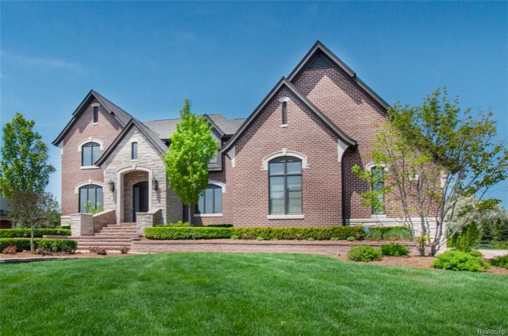 2910 Croftshire Court - Photo 1