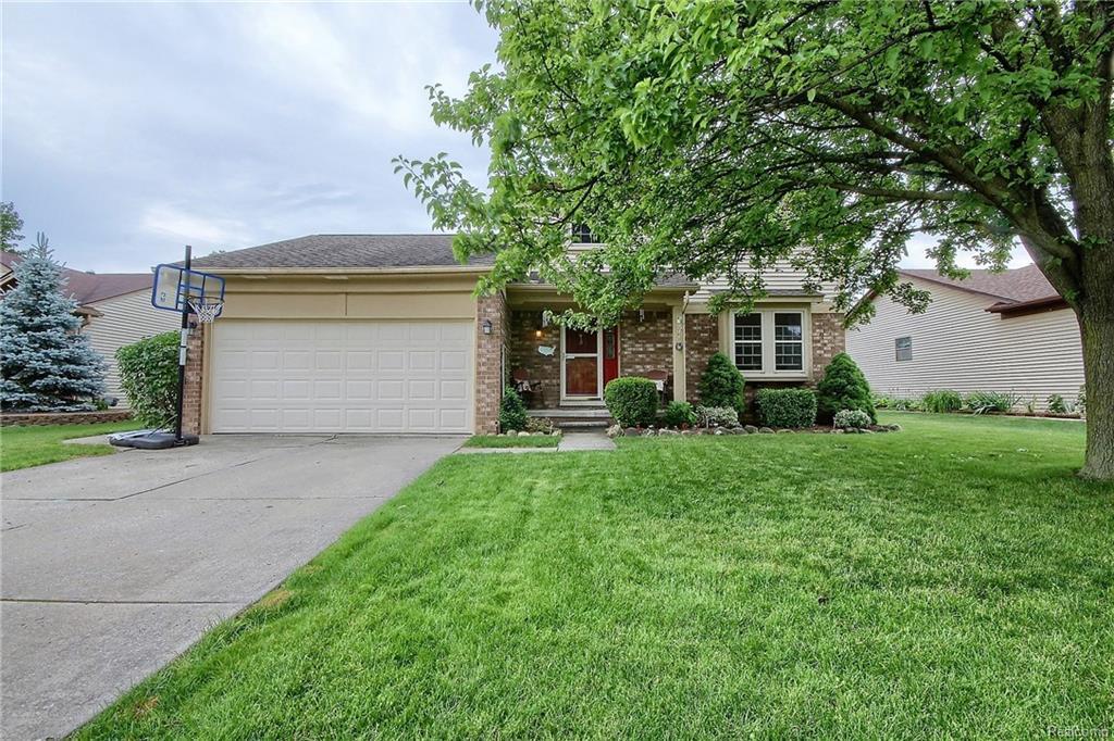 41531 Simcoe Drive - Photo 1