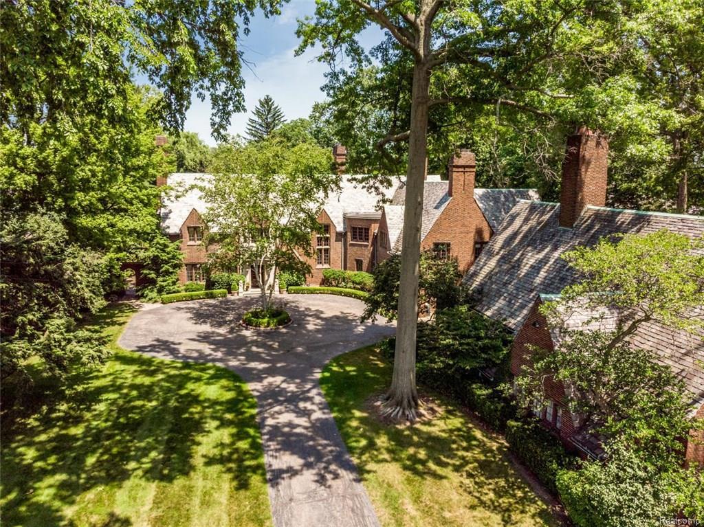 330 Provencal Road - Photo 1