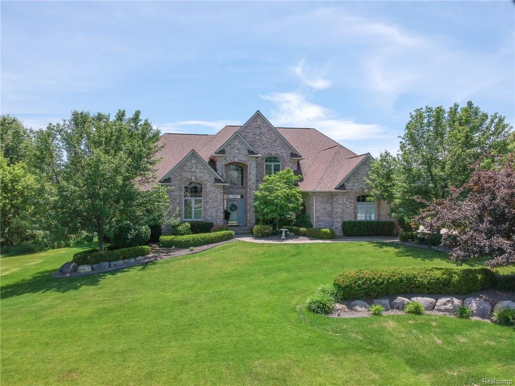 555 Parkland Hills Drive - Photo 1