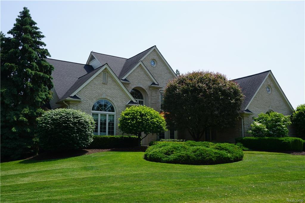 1290 Pebble Pointe Drive - Photo 1