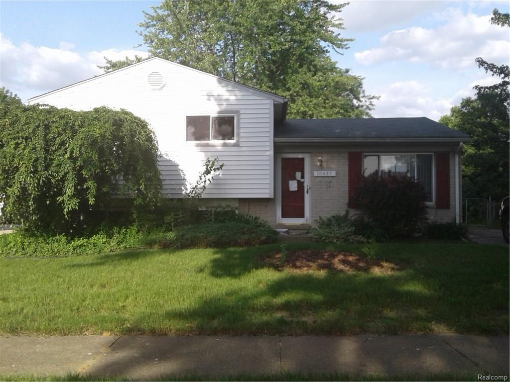 10437 Woodlawn Street - Photo 1