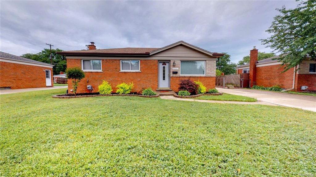 31528 Gloede Drive - Photo 1