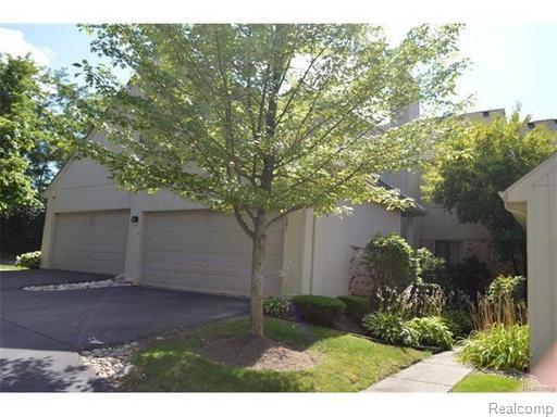 29241 Laurel Drive - Photo 1
