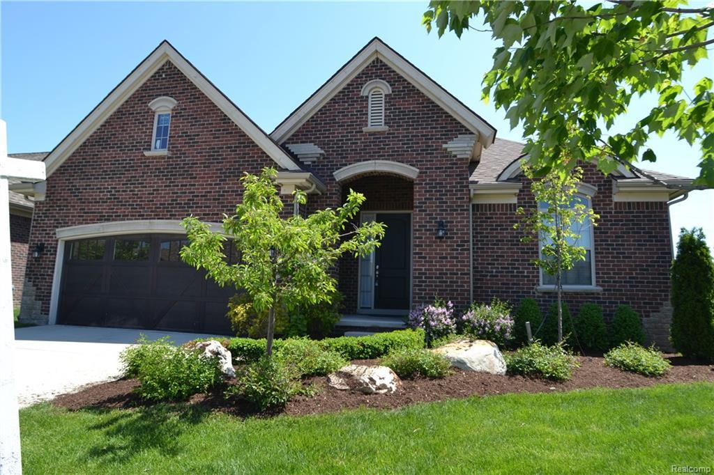 33627 Heirloom Circle - Photo 1