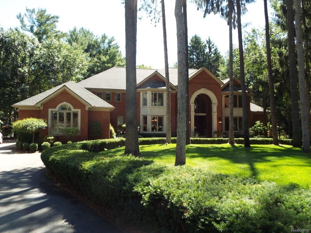 5479 River Ridge Drive - Photo 1