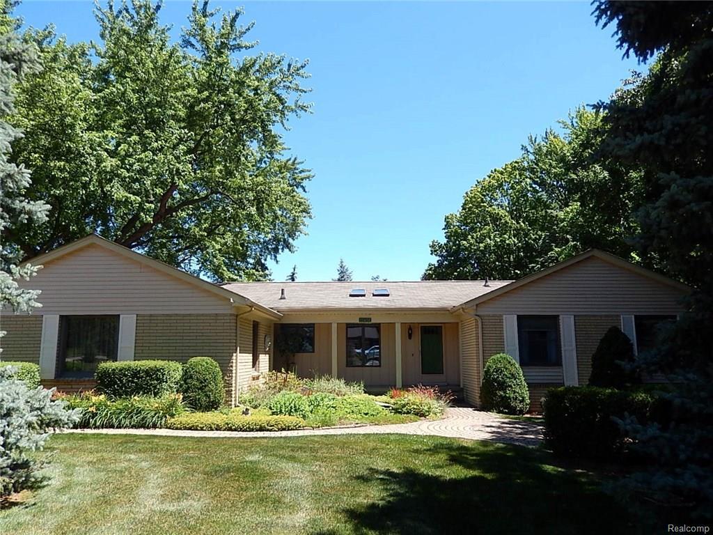 13450 Danbury Court - Photo 1