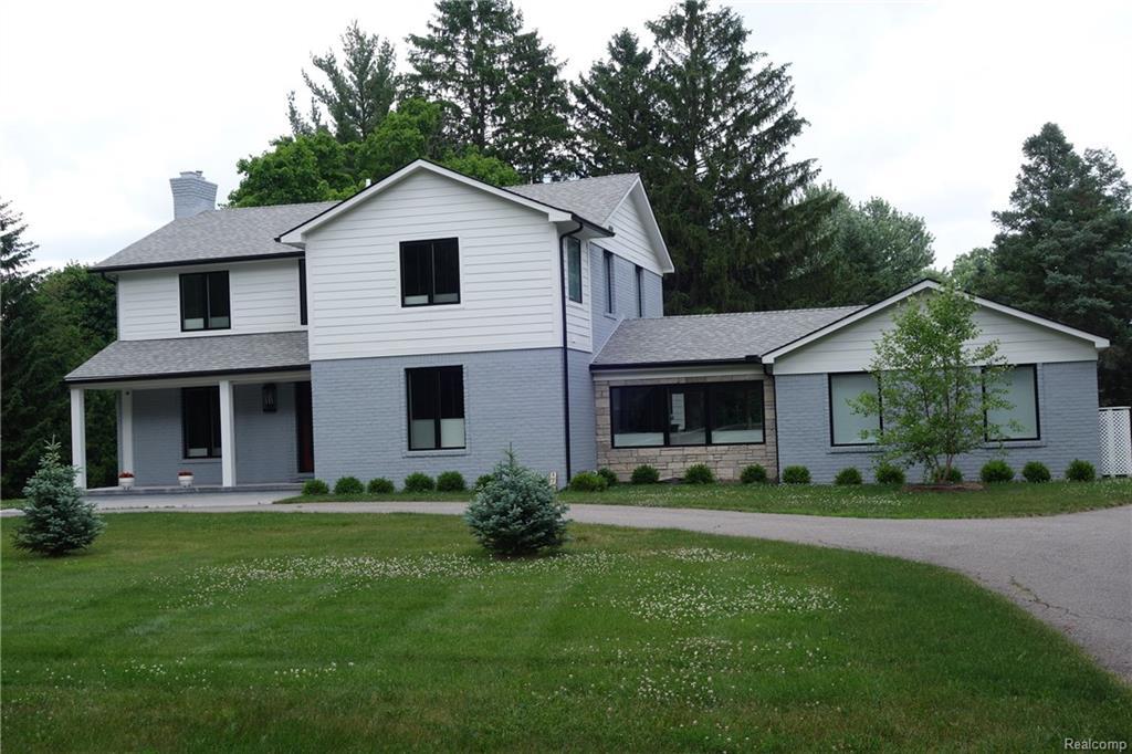 1790 Tiverton Road - Photo 1
