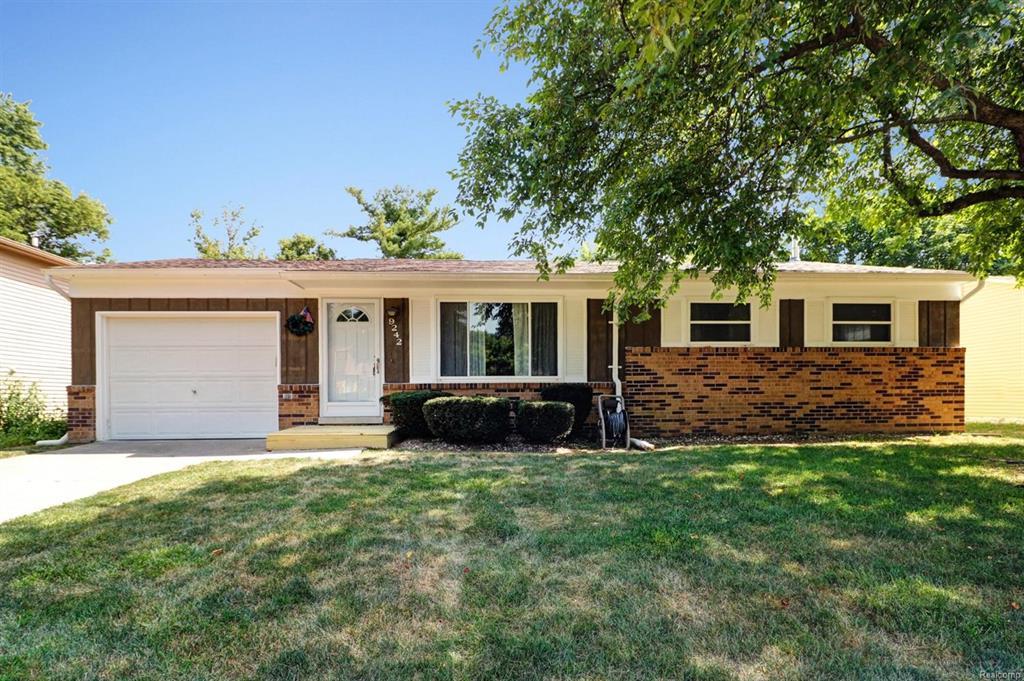 9242 Panama Avenue - Photo 1
