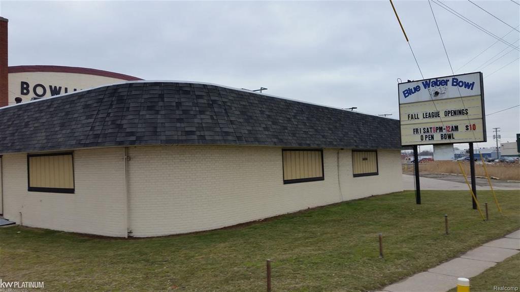 2419 Lapeer Ave - Photo 1