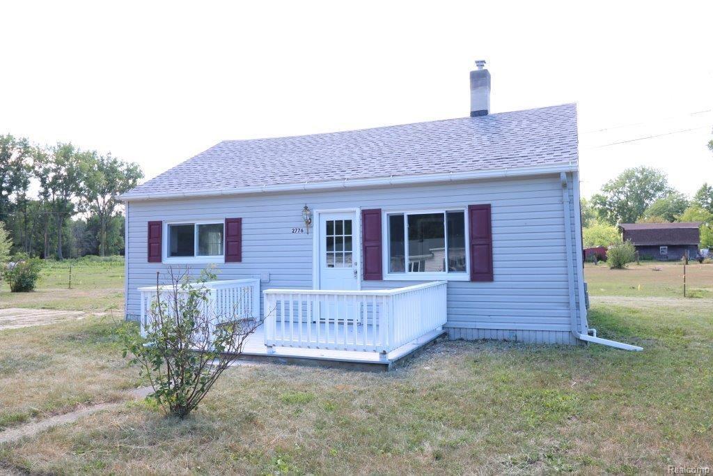 2776 Meadow Drive - Photo 1