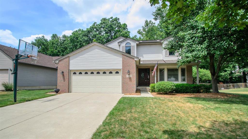 1747 Wildwood Trail - Photo 1