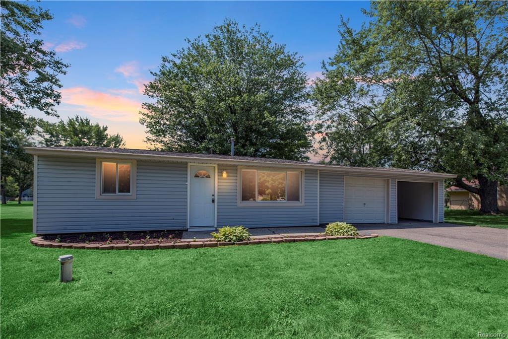 5075 Pine Knob Lane - Photo 1