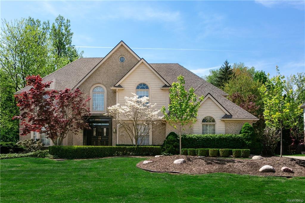 38051 Turnberry Court - Photo 1